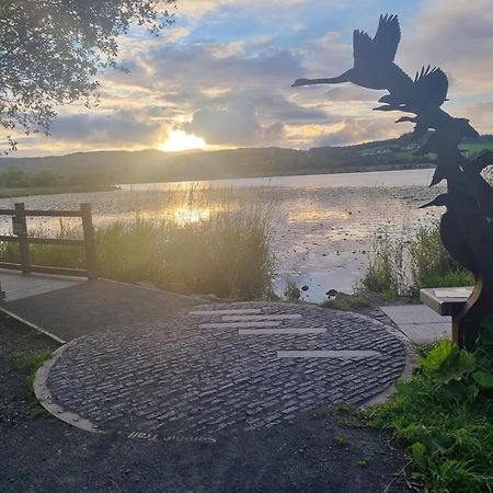 Luxury Family Beechwood Lodge With Hot Tub Lochwinnoch Eksteriør bilde