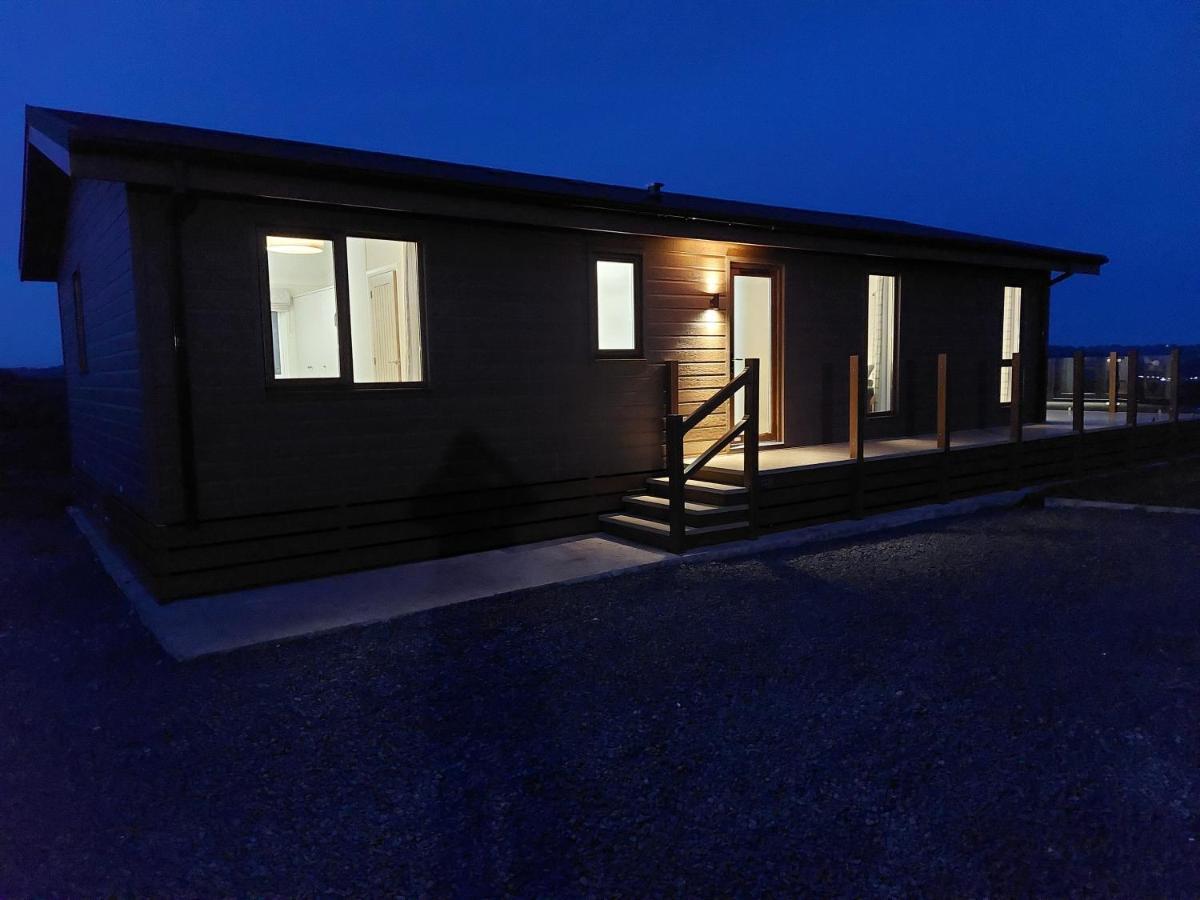 Luxury Family Beechwood Lodge With Hot Tub Lochwinnoch Eksteriør bilde